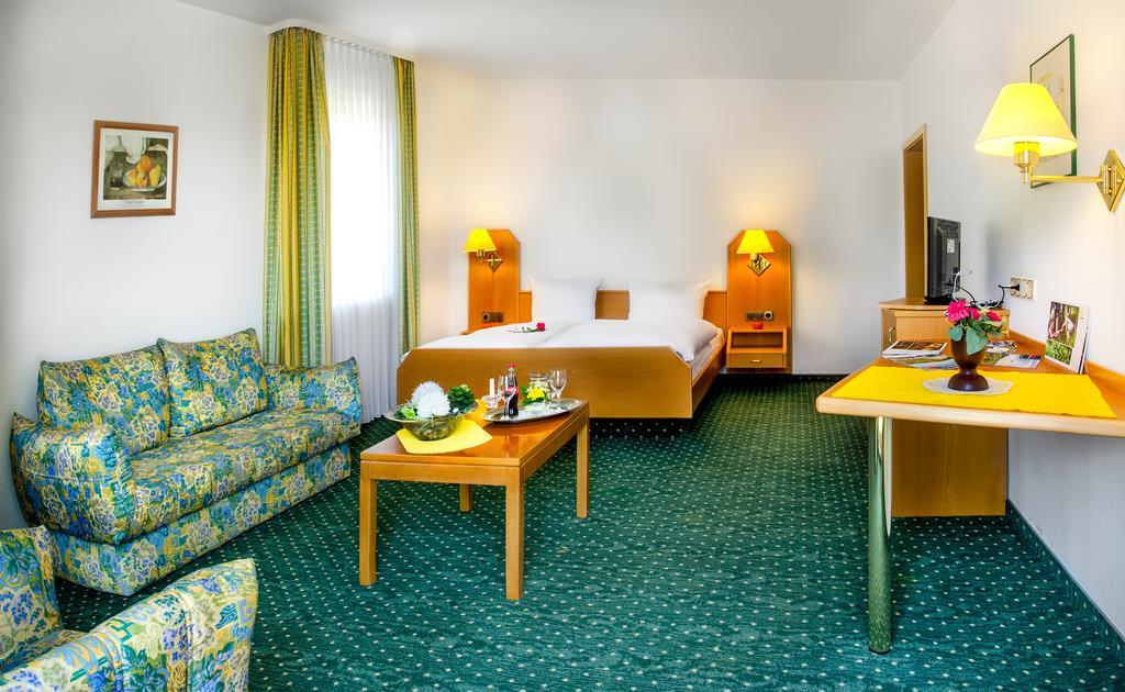 Hotel Hirsch Freudenstadt Eksteriør billede