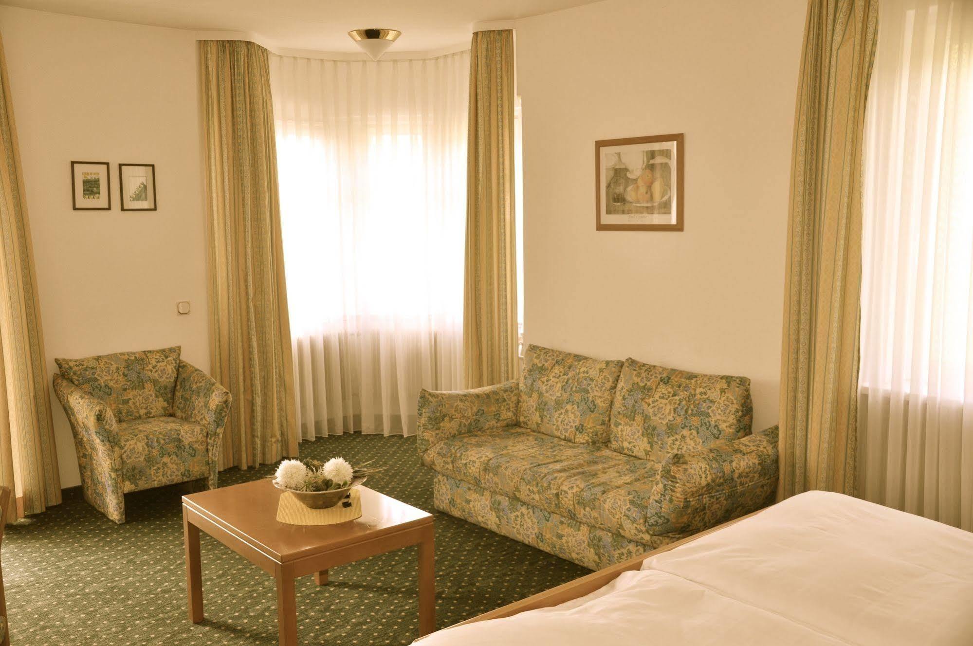 Hotel Hirsch Freudenstadt Eksteriør billede